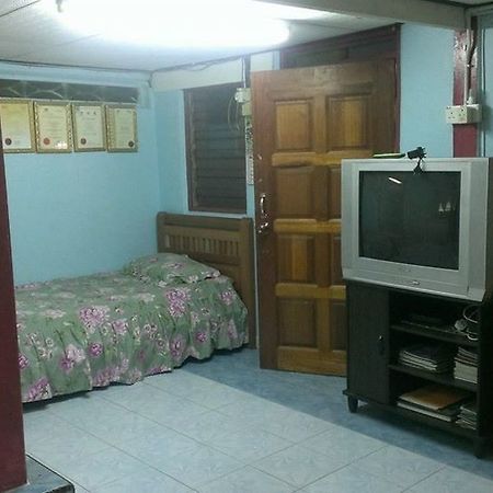Homestay Bukit Gantang Hotel Taiping Zewnętrze zdjęcie